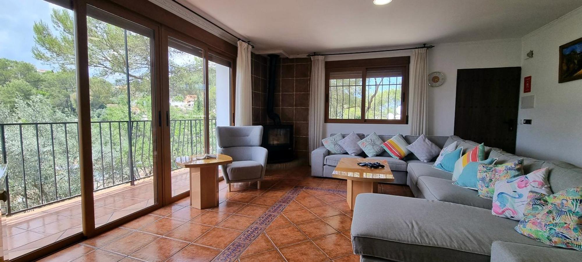 Wonderful Villa, Heated Pool, Near Beautiful Town Alboy Bagian luar foto